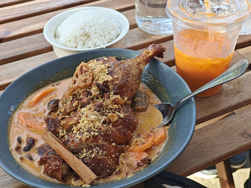 Prung Asian Cuisine food